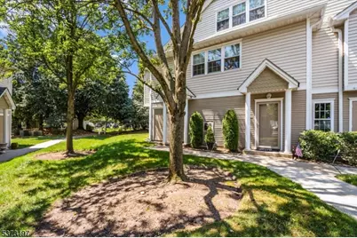 37 Mayer Dr, Clifton, NJ 07012 - Photo 1