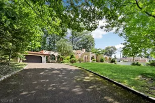 21 Windsor Ln, Woodbridge Township, NJ 07067 - Photo 1