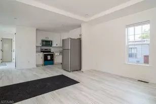 195 W Main St Unit, Chester, NJ 07930 - Photo 5