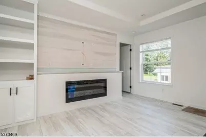 195 W Main St Unit #22, Chester, NJ 07930 - Photo 3