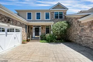 14 Lara Pl, Warren Township, NJ 07059 - Photo 1