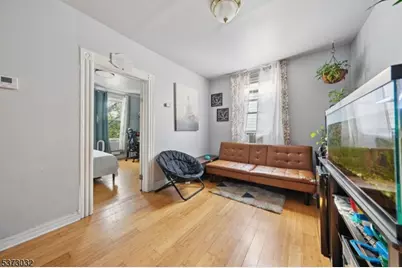 297 W Runyon St, Newark, NJ 07108 - Photo 5