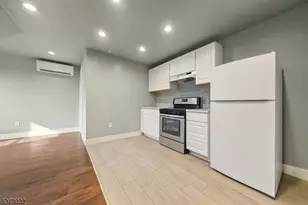 297 W Runyon St, Newark, NJ 07108 - Photo 13