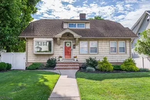 31 Grove Ave, Verona, NJ 07044 - Photo 1