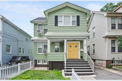 43 Philip Pl, Irvington, NJ 07111 - Photo 1