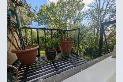 543 W 8th St, Plainfield, NJ 07060 - Photo 11