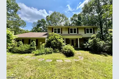 7 Cozy Lake Rd, Jefferson Township, NJ 07438 - Photo 1