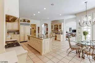 21 Stoningham Dr, Warren Township, NJ 07059 - Photo 13