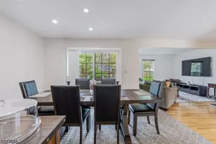 19 Guenevere Way Ondo, Berkeley Heights Township, NJ 07922 - Photo 11