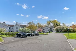 19 Guenevere Way Ondo, Berkeley Heights Township, NJ 07922 - Photo 3