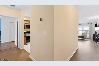 344 The Promenade #344, Edgewater, NJ 07020 - Photo 13