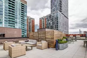 2 Shore Ln, Jersey City, NJ 07310 - Photo 31