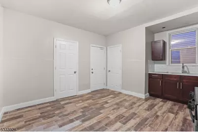 79 Irving St, Newark, NJ 07104 - Photo 13