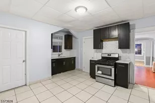 79 Irving St, Newark, NJ 07104 - Photo 17