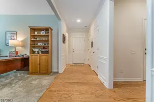 29 Bressler Rd, Raritan Township, NJ 08822 - Photo 3