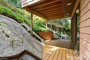 449 E Shore Trail, Byram Township, NJ 07871 - Photo 21