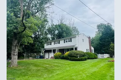 227 Hawthorne Dr, Clark Township, NJ 07066 - Photo 1