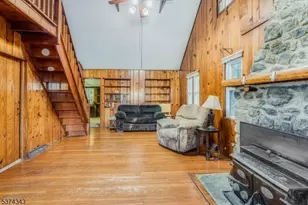 114 Pocantecs Rd, Vernon Twp., NJ 07422 - Photo 7