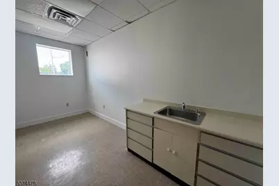 481 Memorial Pkwy, Phillipsburg, NJ 08865 - Photo 31