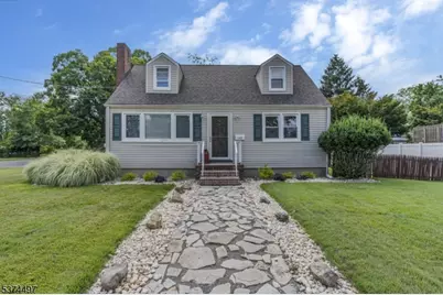 143 Parker St, Middlesex, NJ 08846 - Photo 1