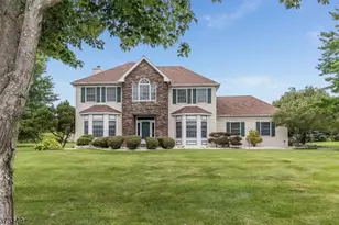 6 Cobblewood Ct, Lopatcong Township, NJ 08865 - Photo 1