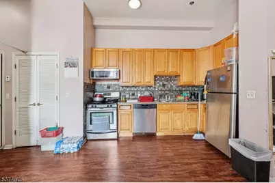 18 Market Street #301, Paterson, NJ 07501 - Photo 7