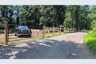 525 Stanton Station Rd, Readington, NJ 08822 - Photo 5