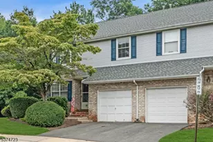 28 Hawthorn Dr, Edison Twp., NJ 08820 - Photo 5