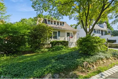 11 Bernards Ave, Bernardsville, NJ 07924 - Photo 1