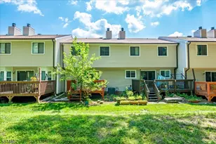 6 Tulip Ct, Edison Twp., NJ 08820 - Photo 37