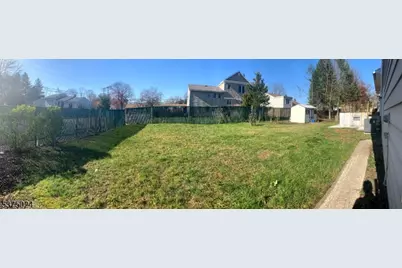 24 Hill Ct, Pompton Lakes, NJ 07442 - Photo 3