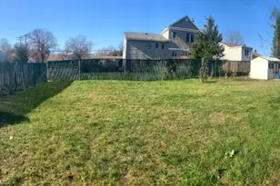 24 Hill Ct, Pompton Lakes, NJ 07442 - Photo 3