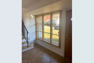 24 Hill Ct, Pompton Lakes, NJ 07442 - Photo 7