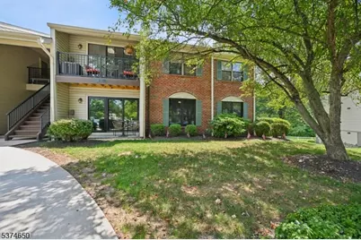 70 Baldwin Ct, Bernards Township, NJ 07920 - Photo 1