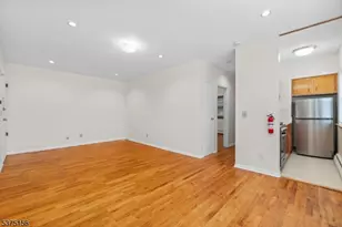 239 Crescent Ln, Cliffside Park, NJ 07010 - Photo 7