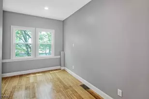 104 A Yale Ave, Jersey City, NJ 07304 - Photo 17