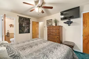 8 Ellen Dr, Rockaway Township, NJ 07866 - Photo 17