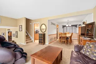 8 Ellen Dr, Rockaway Township, NJ 07866 - Photo 9