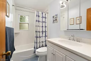 8 Ellen Dr, Rockaway Township, NJ 07866 - Photo 23