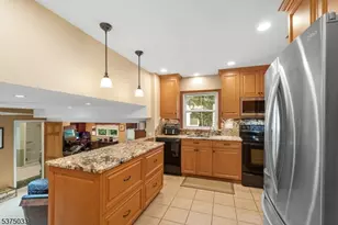 8 Ellen Dr, Rockaway Township, NJ 07866 - Photo 11