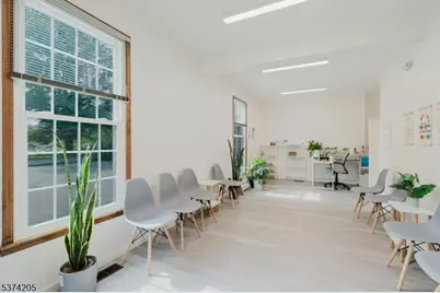 122 W Main, Clinton, NJ 08809 - Photo 7