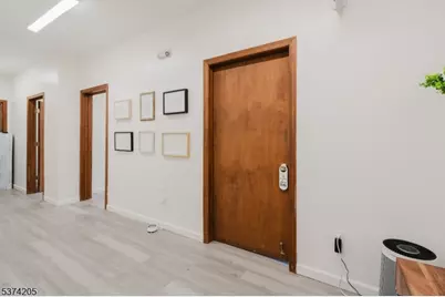 122 W Main, Clinton, NJ 08809 - Photo 9