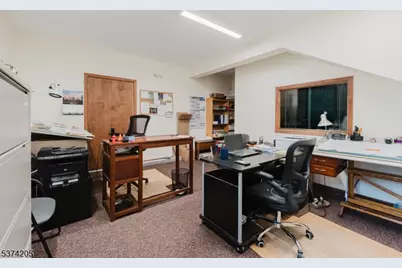 122 W Main, Clinton, NJ 08809 - Photo 15