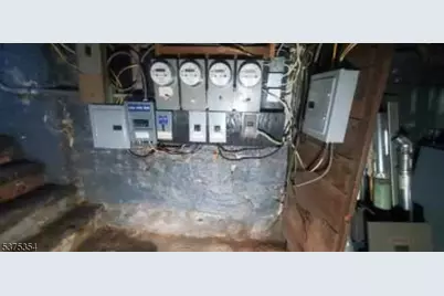 575 N 6th St #4, Newark, NJ 07107 - Photo 5