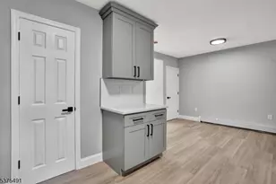 434 Halsted St, East Orange, NJ 07018 - Photo 11