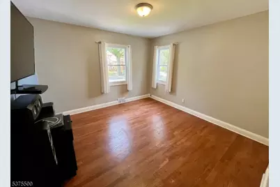 1265 Shetland Dr, Union Township, NJ 07083 - Photo 11