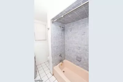 622 N 9th St, Newark, NJ 07107 - Photo 9