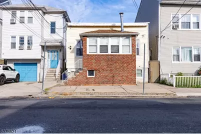 622 N 9th St, Newark, NJ 07107 - Photo 1