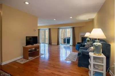 30 Woods Edge Dr, Roxbury Township, NJ 07876 - Photo 5