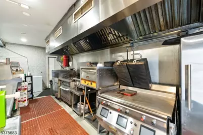 945 Elizabeth Ave, Elizabeth, NJ 07201 - Photo 13